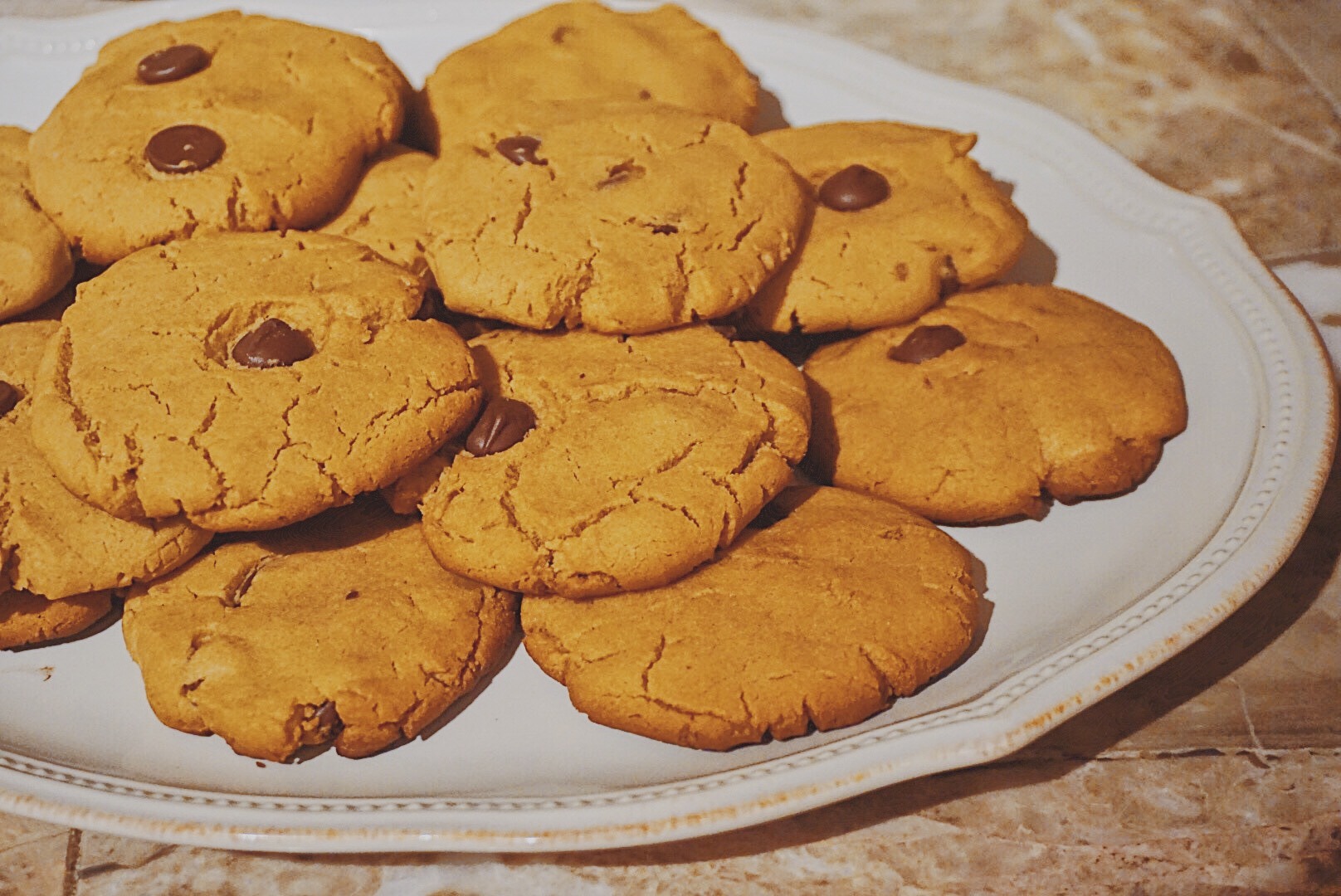 Chocolate Chip Peanut Butter Cookies - Everyday Chiffon: Lifestyle Blogger